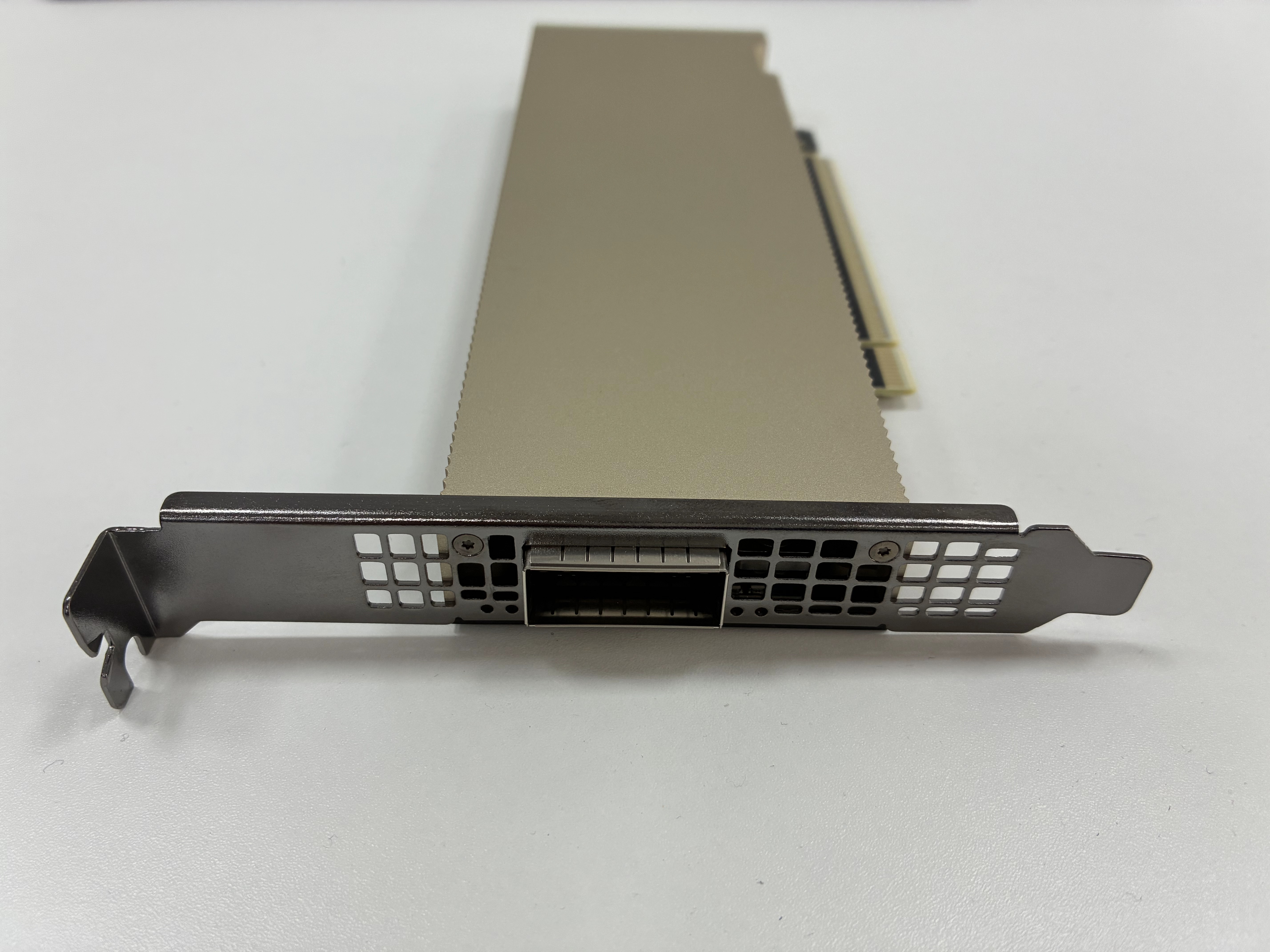 NVIDIA ConnectX-8 SuperNIC